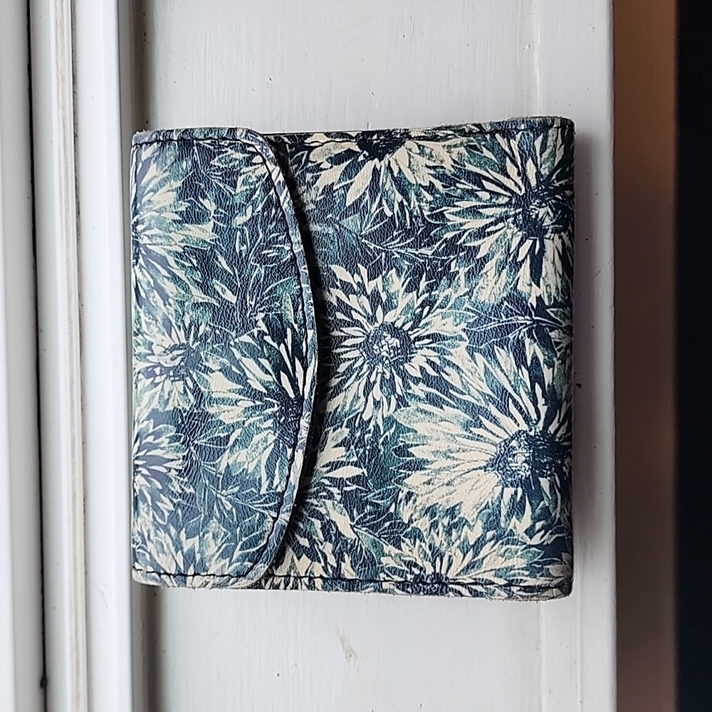 Patricia Nash leather wallet, sunflowers design.